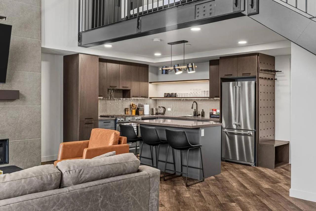 Penthouse Loft| 2BD| Mountain Views| Pool + HotTub photo