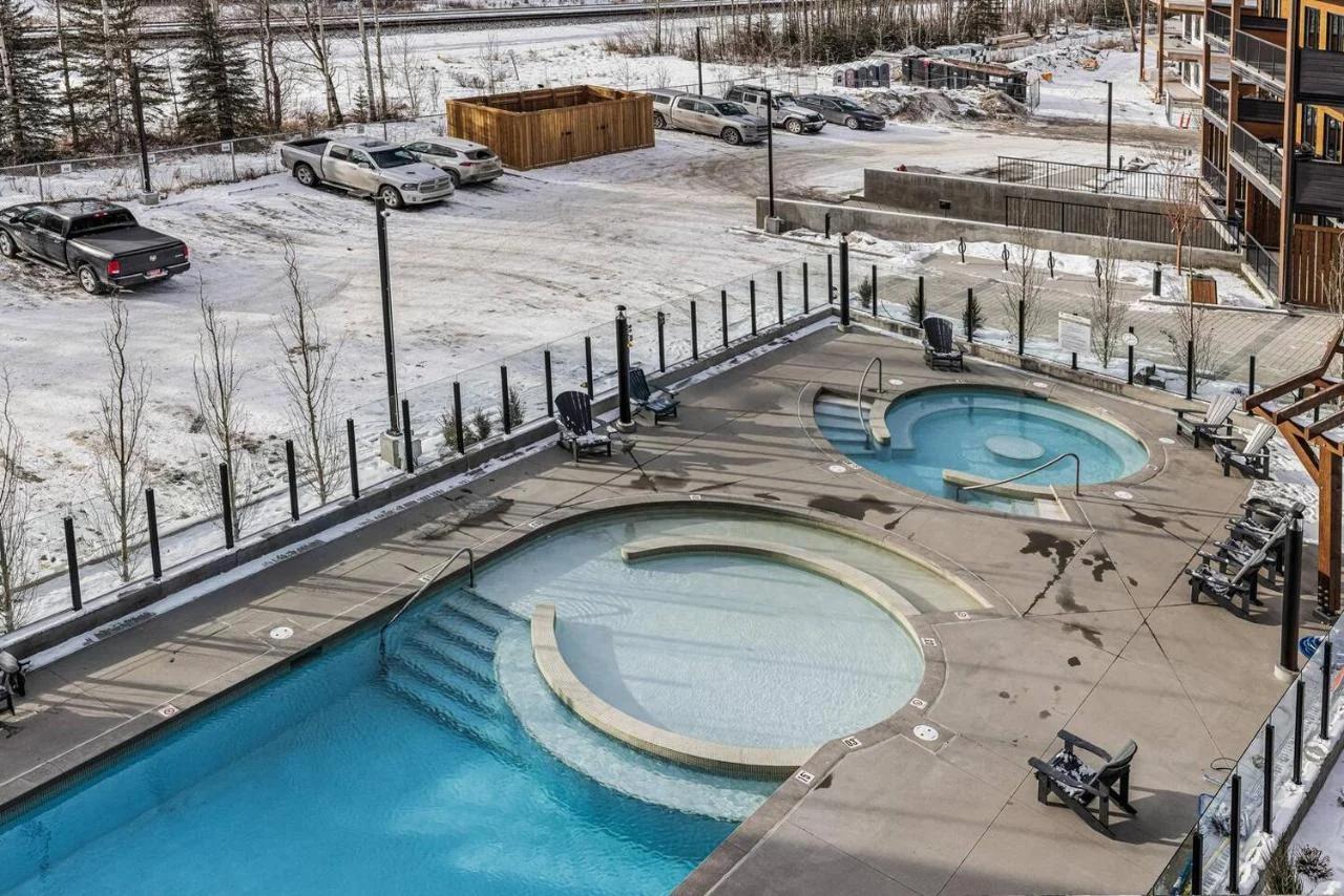 Penthouse Loft| 2BD| Mountain Views| Pool + HotTub photo