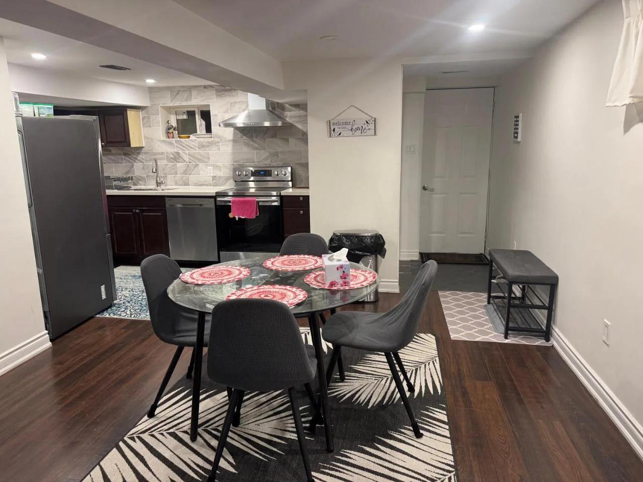 Stylish 2Bedroom Basement Suite in Oakwood Village photo
