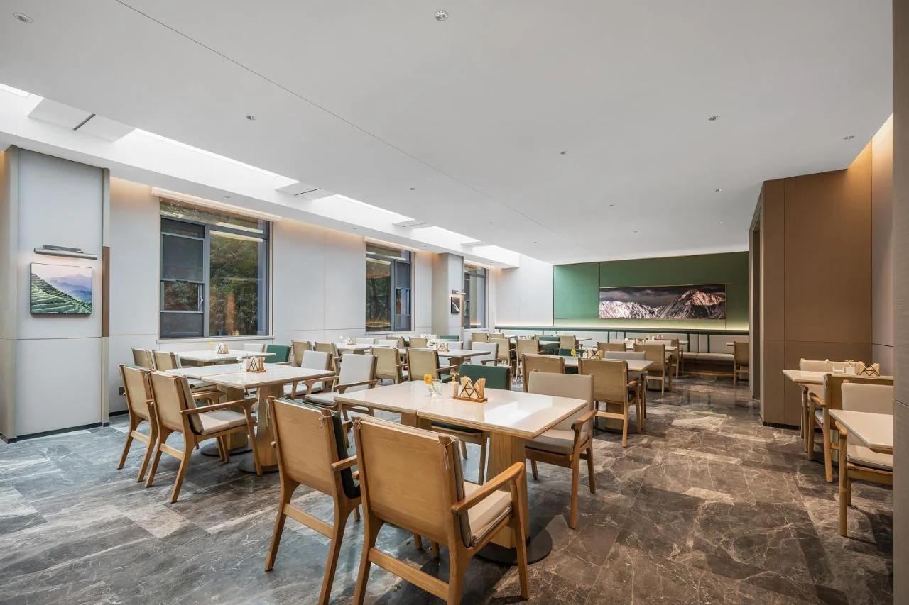 Atour Hotel Chongqing Liangjiang Happiness Plaza foto