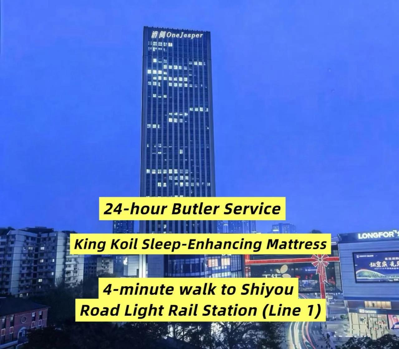 Chongqing Qingyue Hotel Direct access to Metro Line 1 & Line 2 right outside the hotel Located in Longhu Shidai Tianjie commercial area Open to international travelers Free laundry & drying facilities Free high-speed WiFi Free local sightseeing advice foto