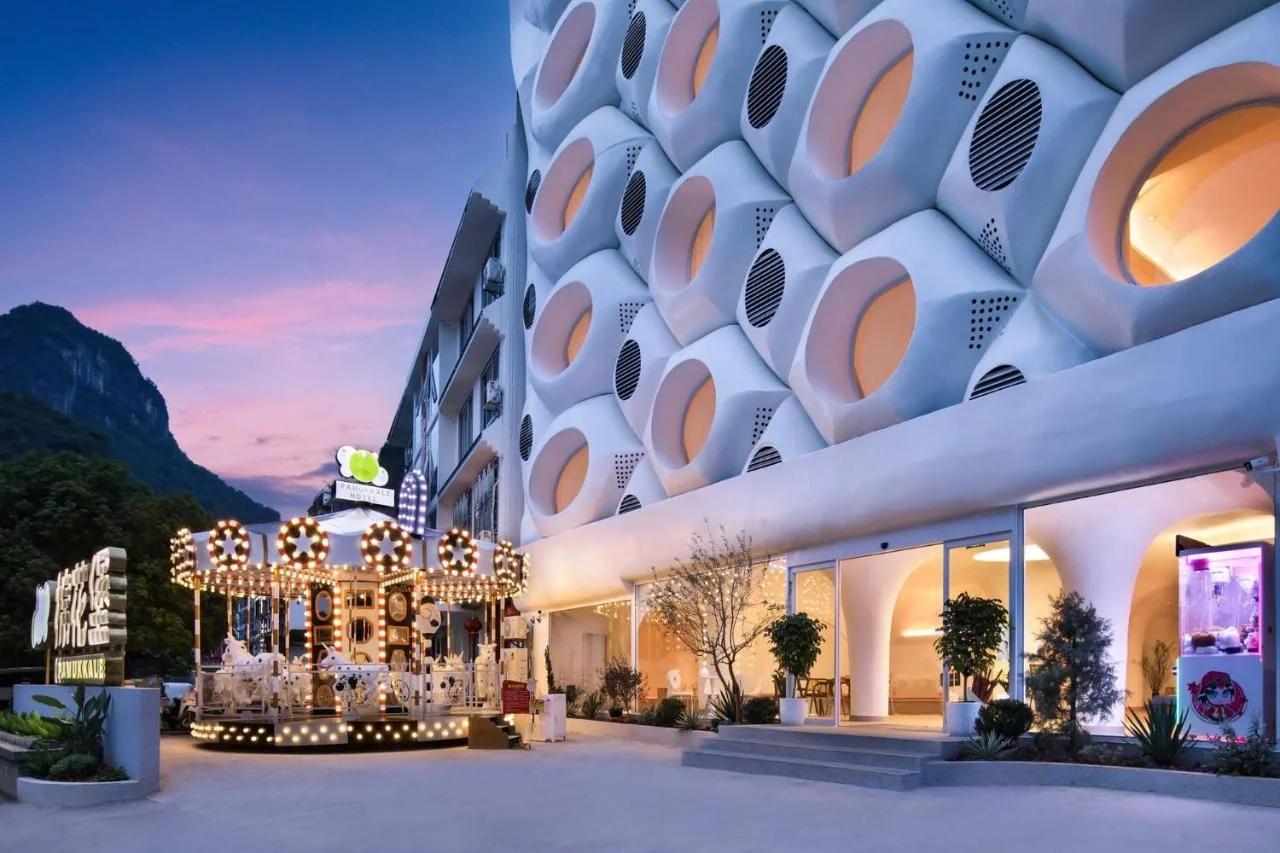 Cotton Castle Designer Hotel-New Hotel, INS Cave Style,Bubble Pool,Family-friendly,Free Self-Service Laundry & Drying,Travel Guide,Book Tickets, Scooter& English Customer Service