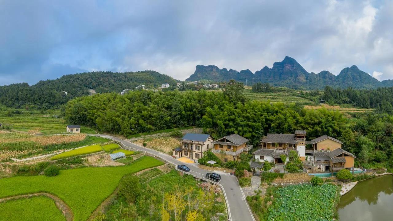 Dayong Antique Feature Resort photo