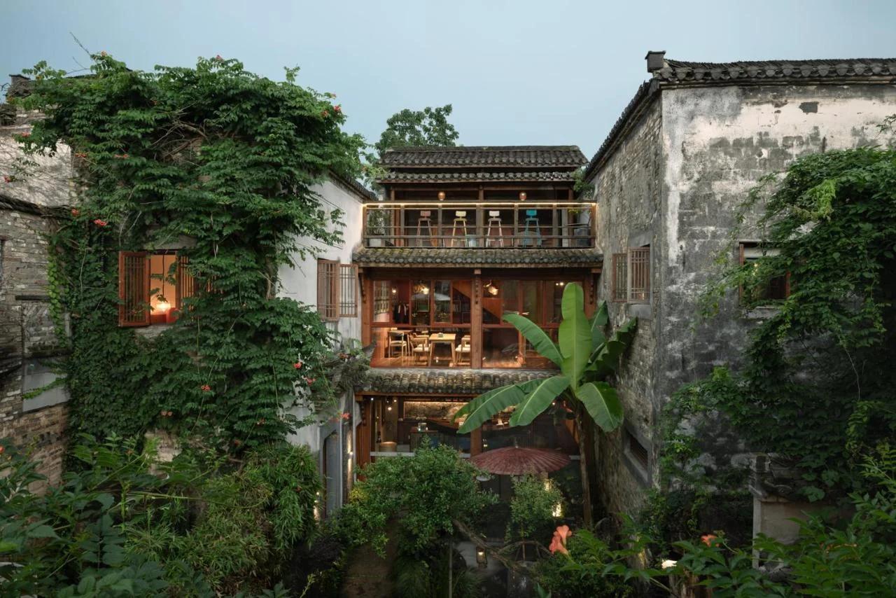 Hidden Moisture and Return to Simplicity Homestay in Mount Huangshan foto