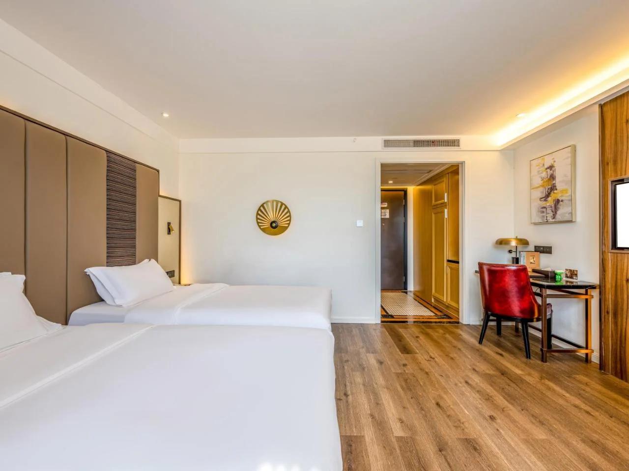 Jinjiang Metropolo Hotel photo