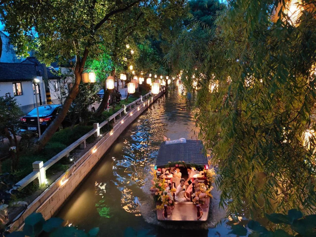 Suzhou Riverside House with Garden