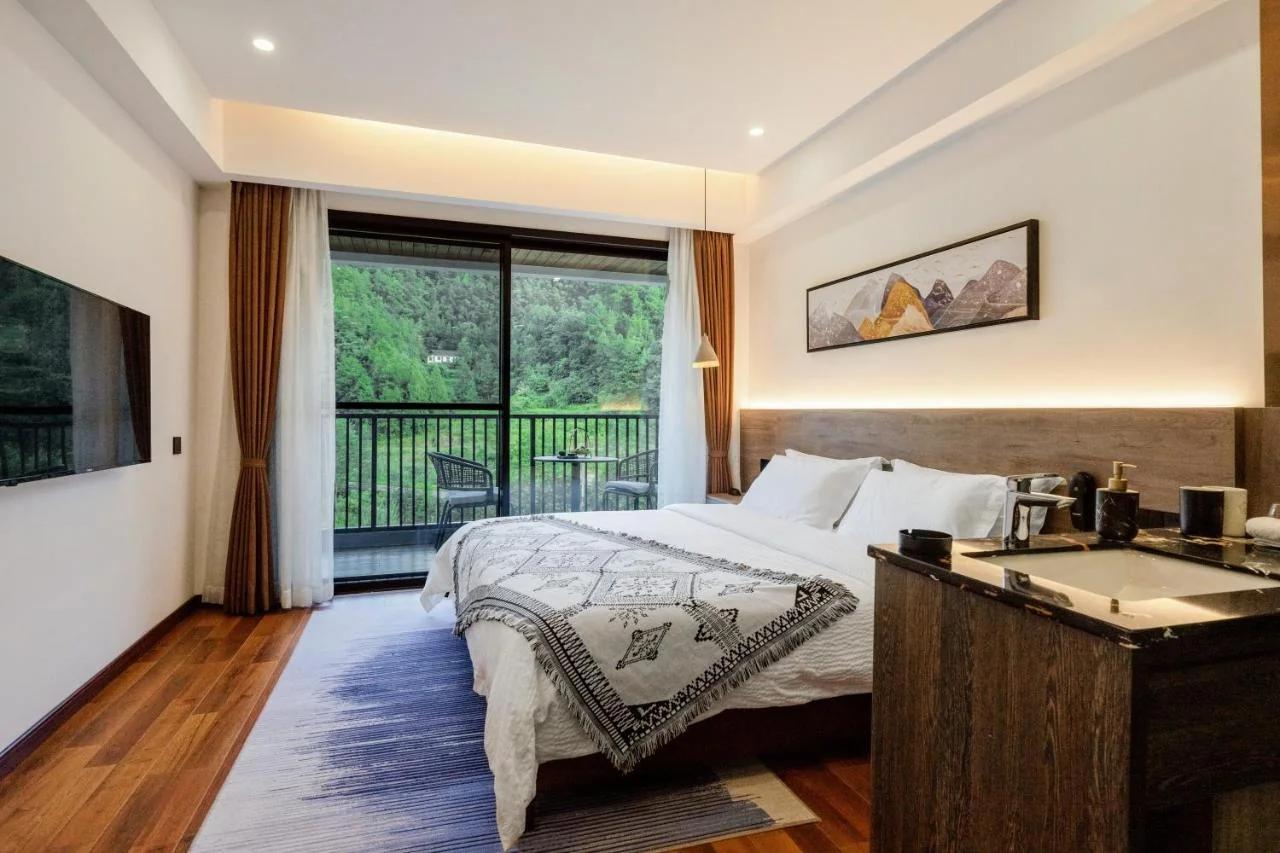 Whispering Mountains Boutique Hotel photo
