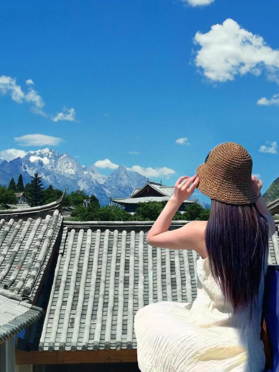 Yiyuan Snow Mountain View Historical Naxi House - Lijiang Old Town Mufu Branch - English service and tour arrangement