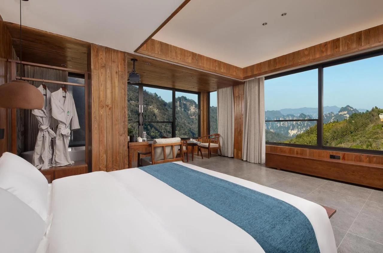 Zhangjiajie Valley Love Original Ecological Hotel - Free pick-up and drop-off Service - 24-hour Self-service coffee - Ice Cubes - Outdoor viewing Platform - Self-service laundry room Dryer - Free photography service in Hotel area photo