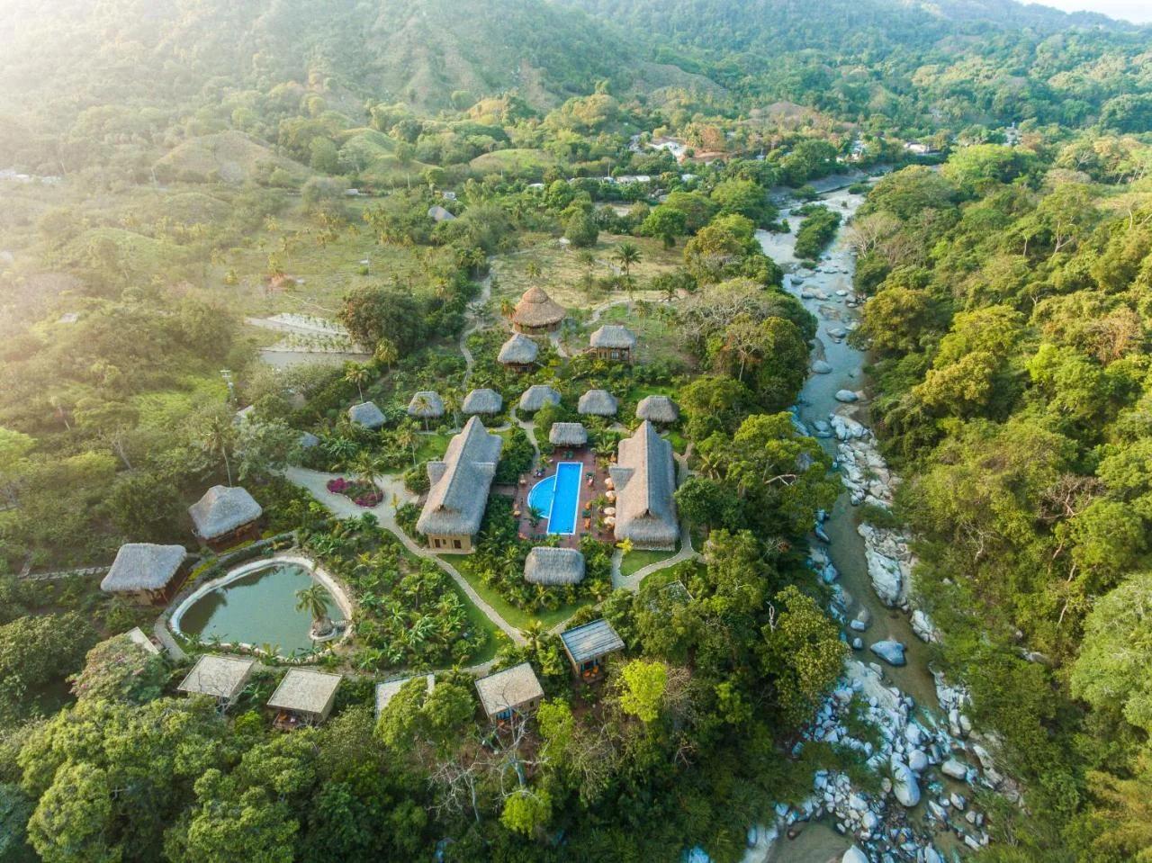 Senda Koguiwa junto al parque Tayrona photo