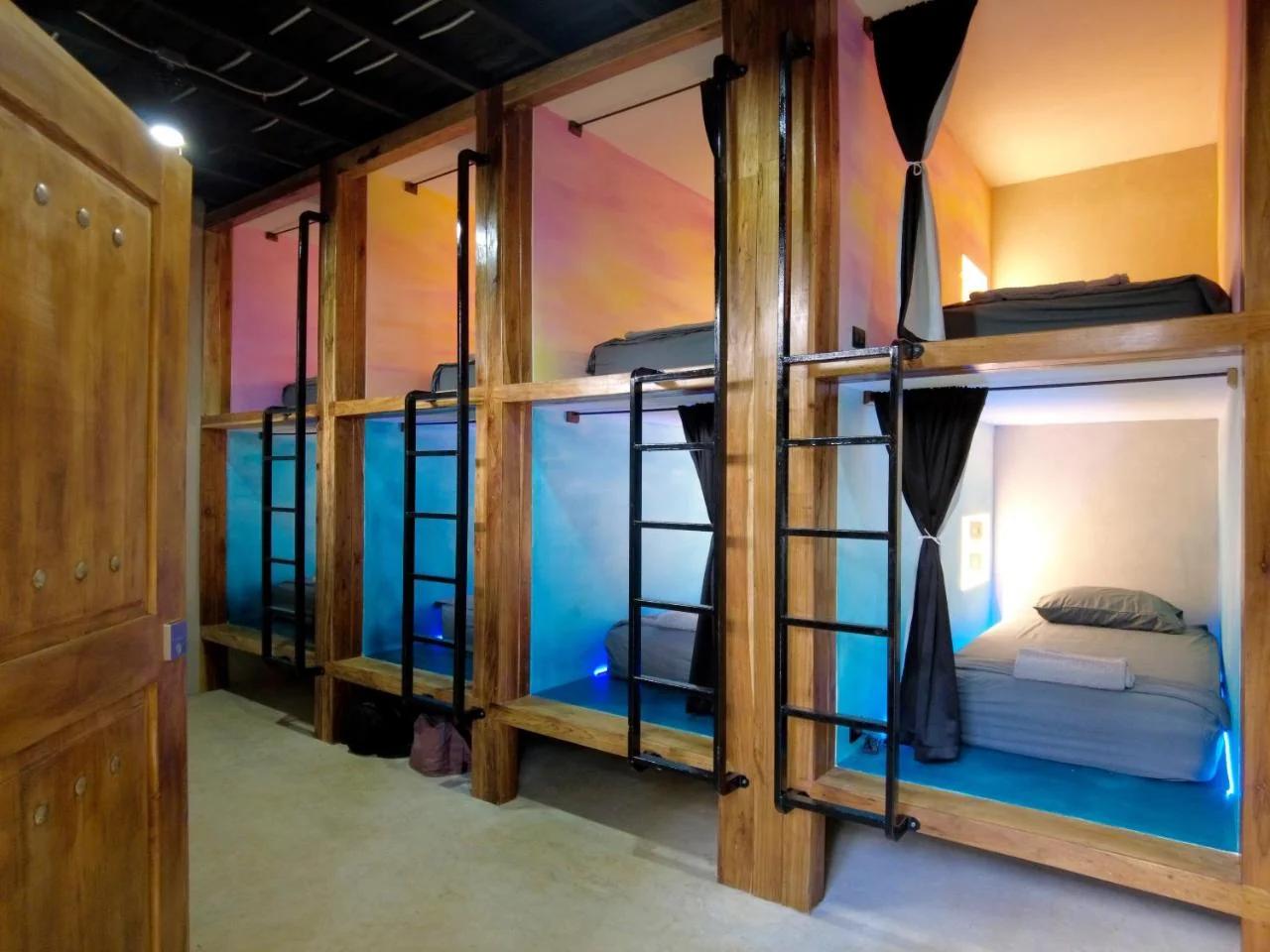 Shipwrecked Hostel photo