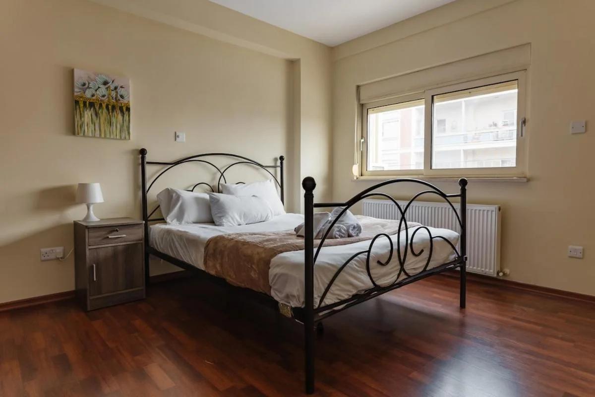 Central Nicosia 3-Bedroom Apartment with 2 Bathrooms photo