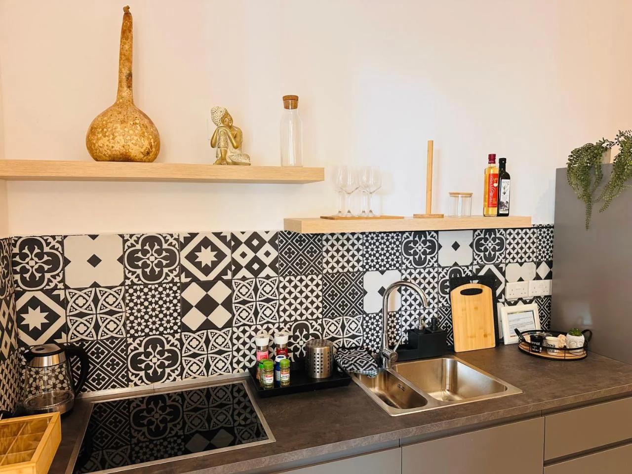 Holistic Homes - Zentral, Strandnah, Arbeitsplatz, Doppelbett, Küche photo