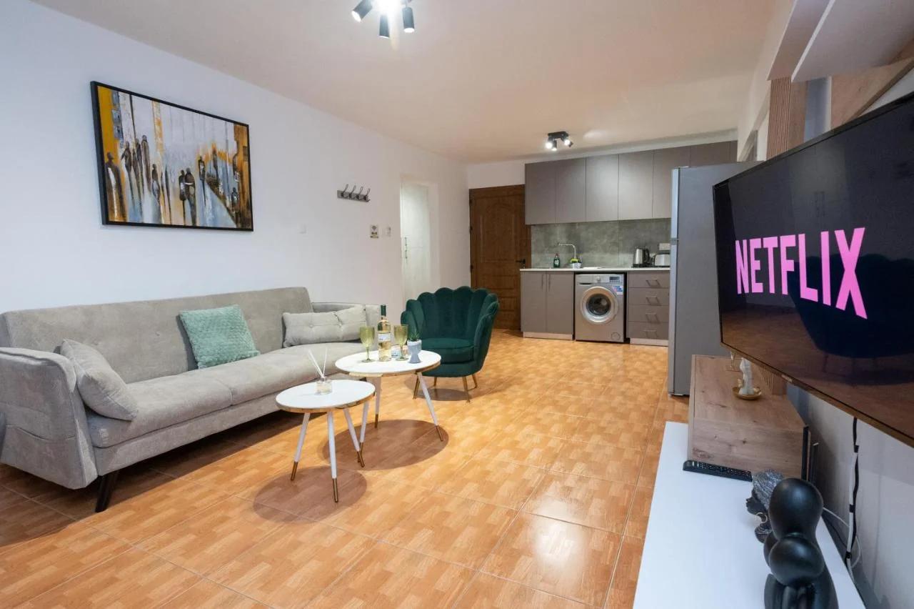Napa Centrale Suites foto