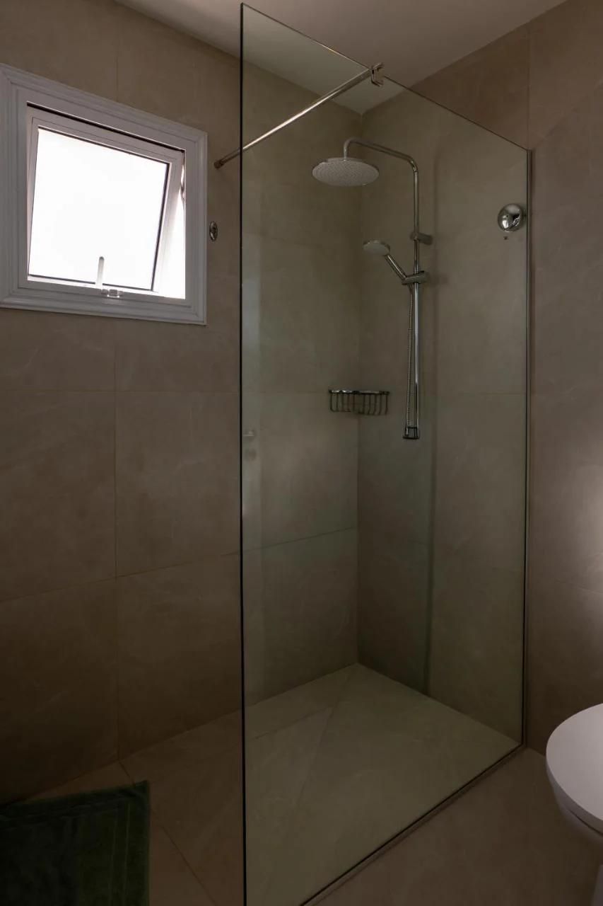 Seaview apartment newly renovated to high quality photo