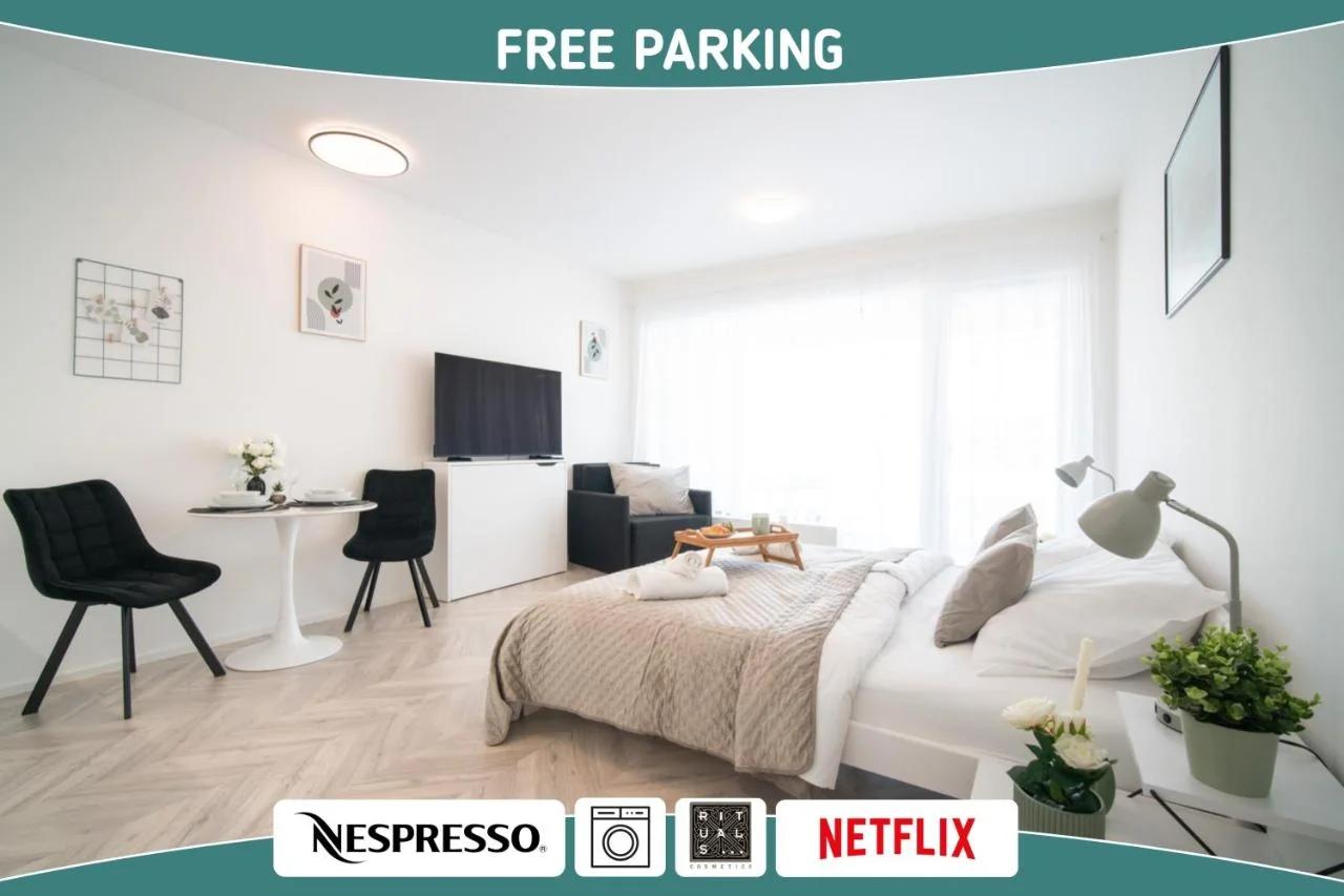 apartino - FREE parking, 10 minutes walk to city centre, nespresso, netflix