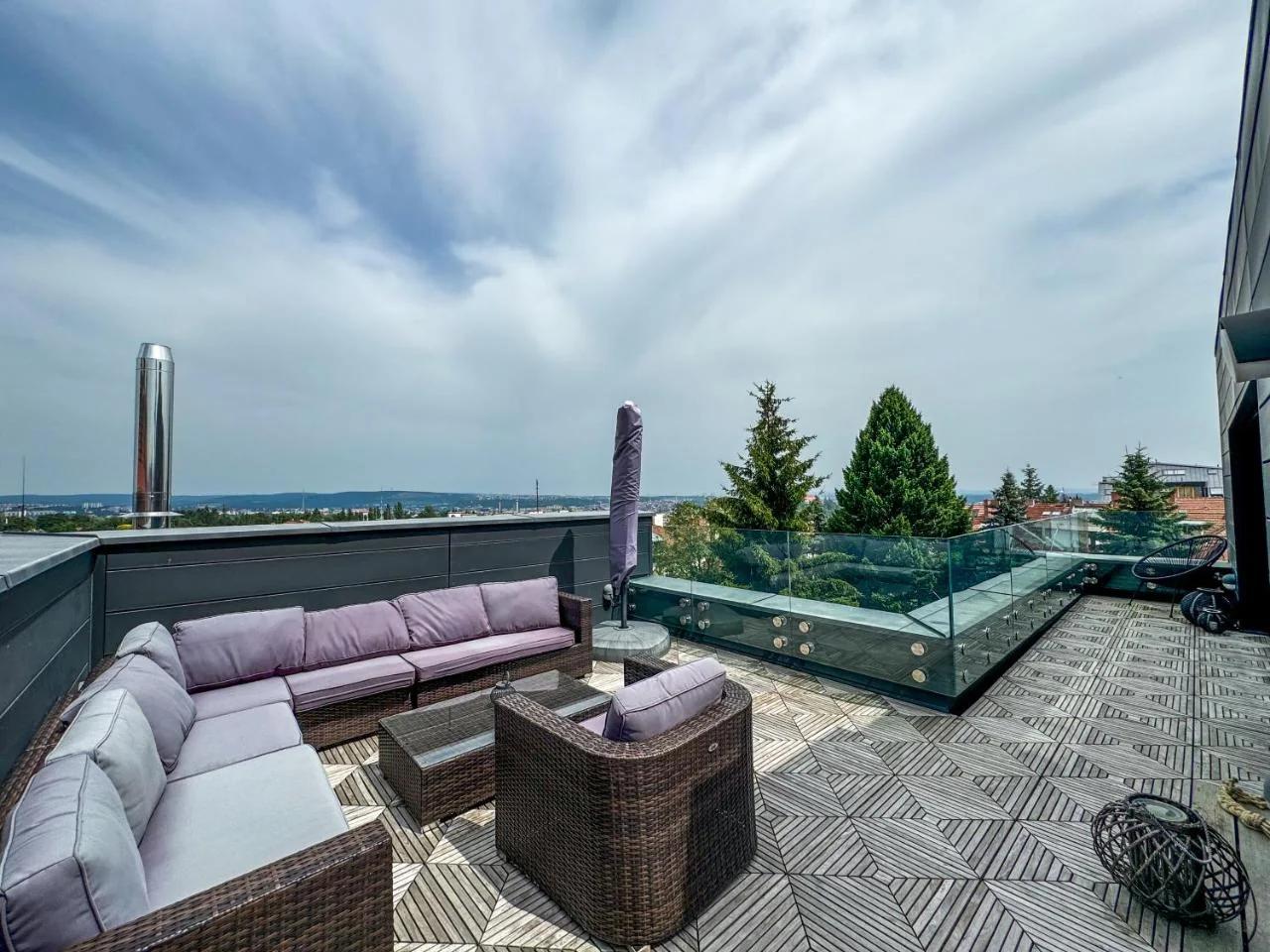 Apartmán se saunou a terasou s výhledem na Brno foto