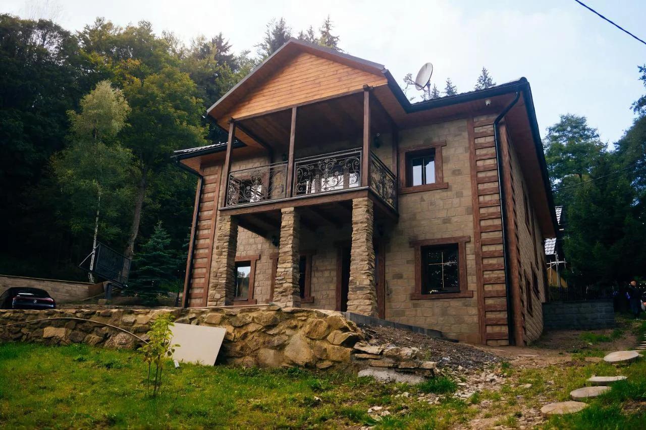 Chata MYSLIVECKÁ - Lesní Údolí photo