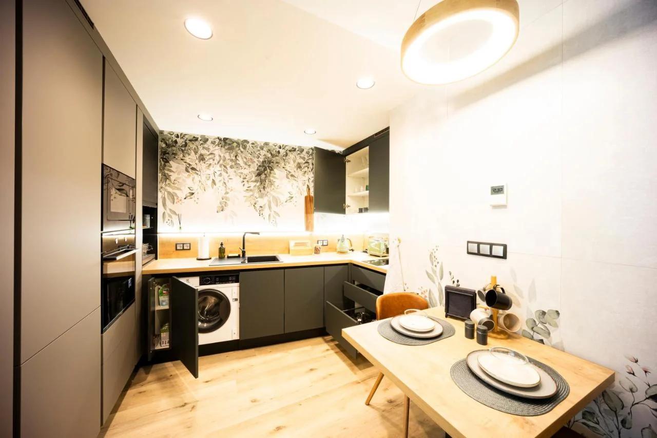 DH Vankovka Design 1kk Apartment - 1 min Vankovka, BUS, Train - Netflix, SmartTV, Free Nespresso, Free Parking photo