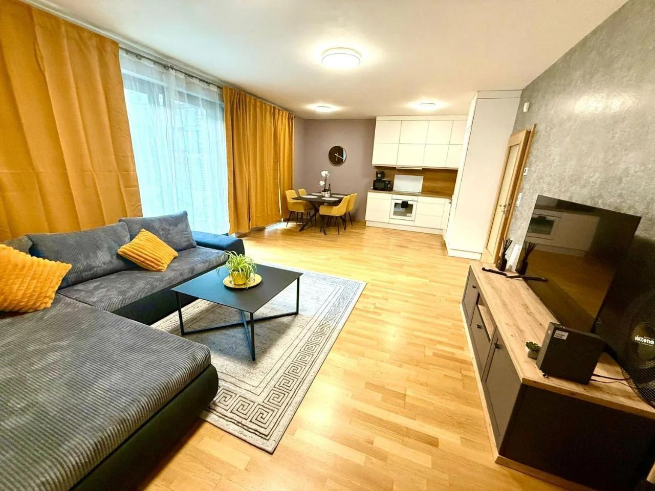 Garden Residence Terrace Apartment photo