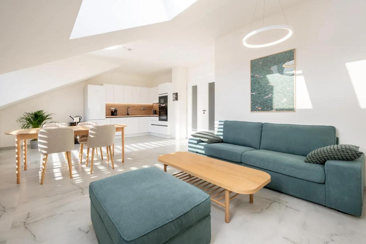 Large Apartment in a Quiet Area with Terrace & Free Garage photo