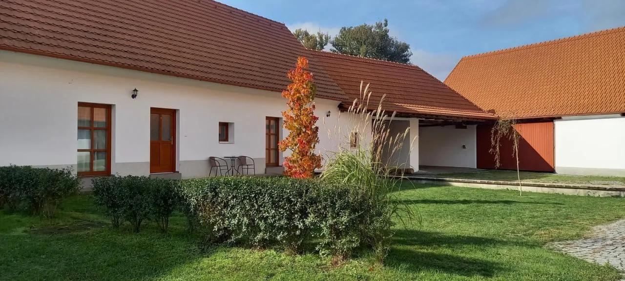 Martinův dvůr photo