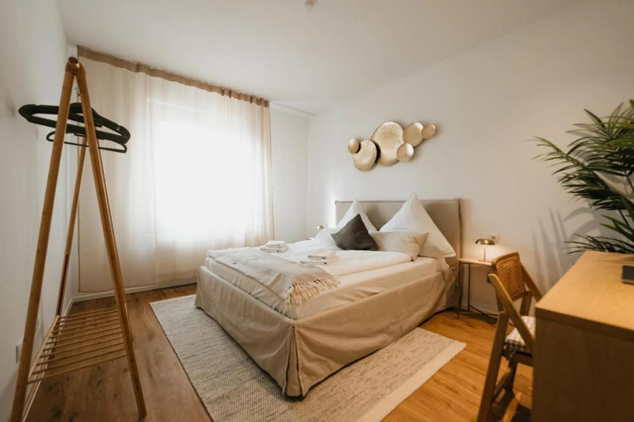 Designer 2BR Flat Near City Center & The Mosel River photo