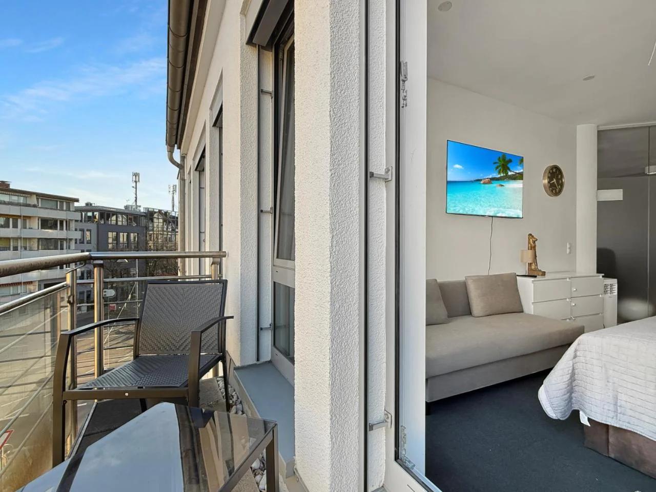 Geräumige 6-Schlafzimmer-Wohnung im Zentrum von München für 16 Gäste photo