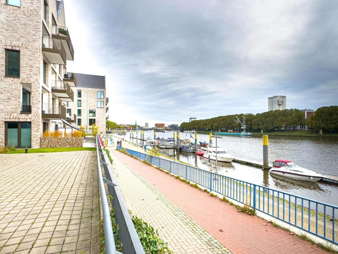 ImmoStay H# Ferienwohnungen - City & direkt an der Weser photo