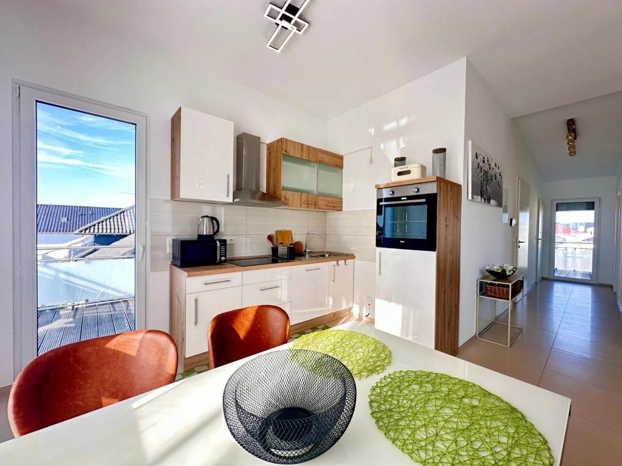 Privatwohnung Rüsselsheim nähe Hyundai Airport Messe etc photo