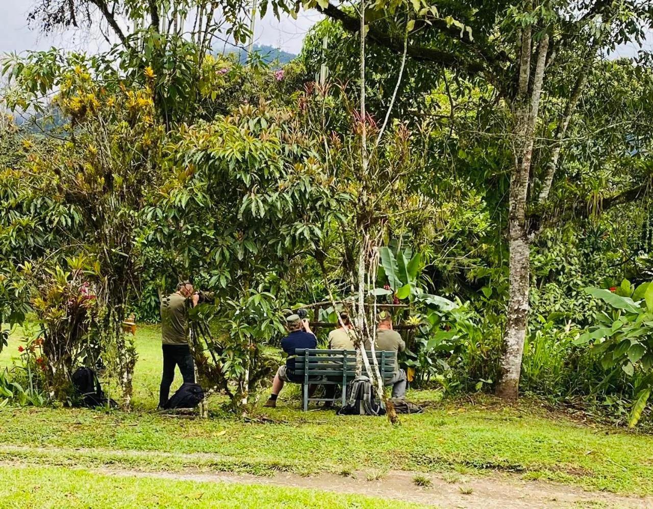 Hda San Vicente Yellow House Trails & Lodge photo