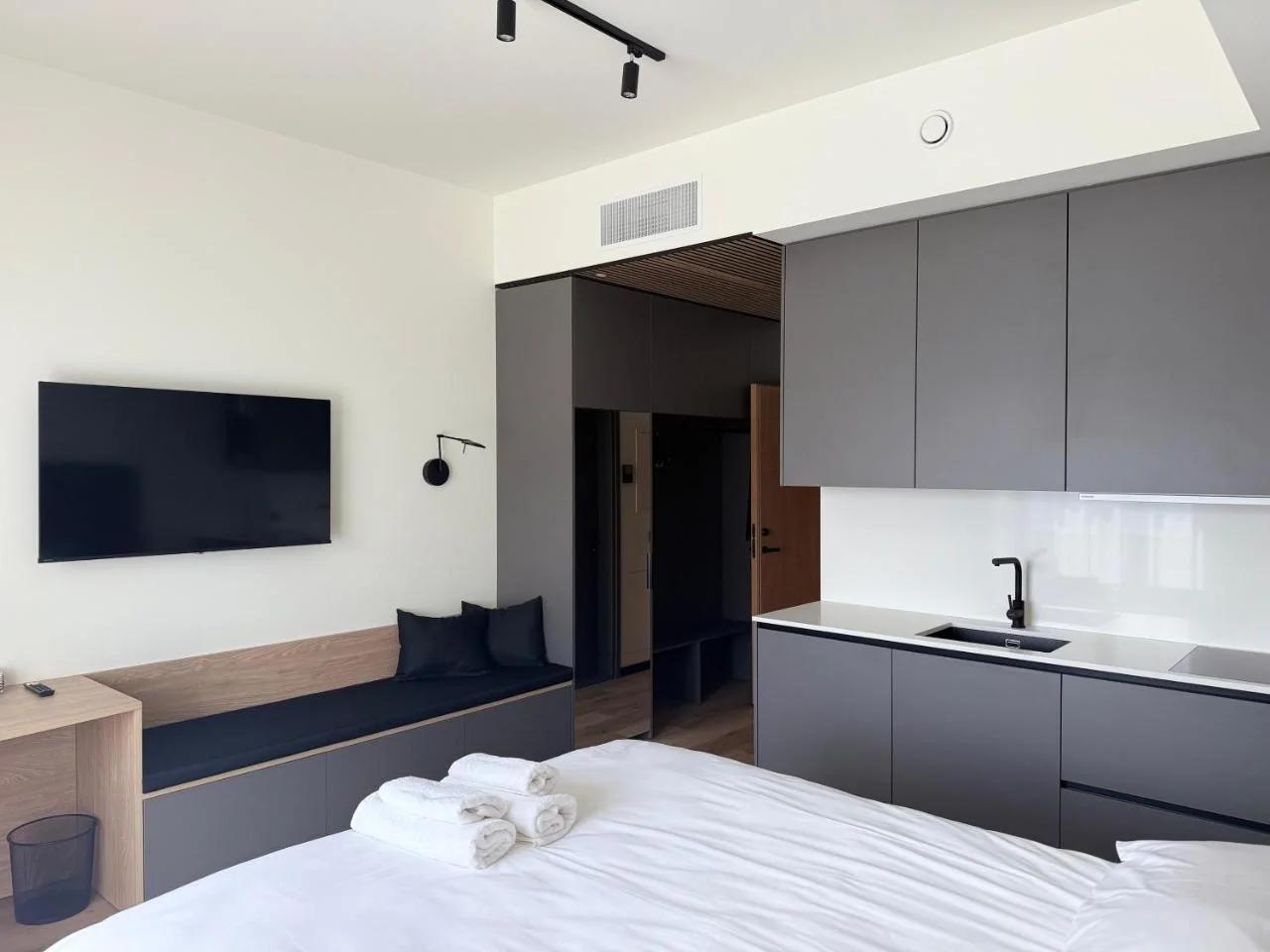 Teguri Apartments photo