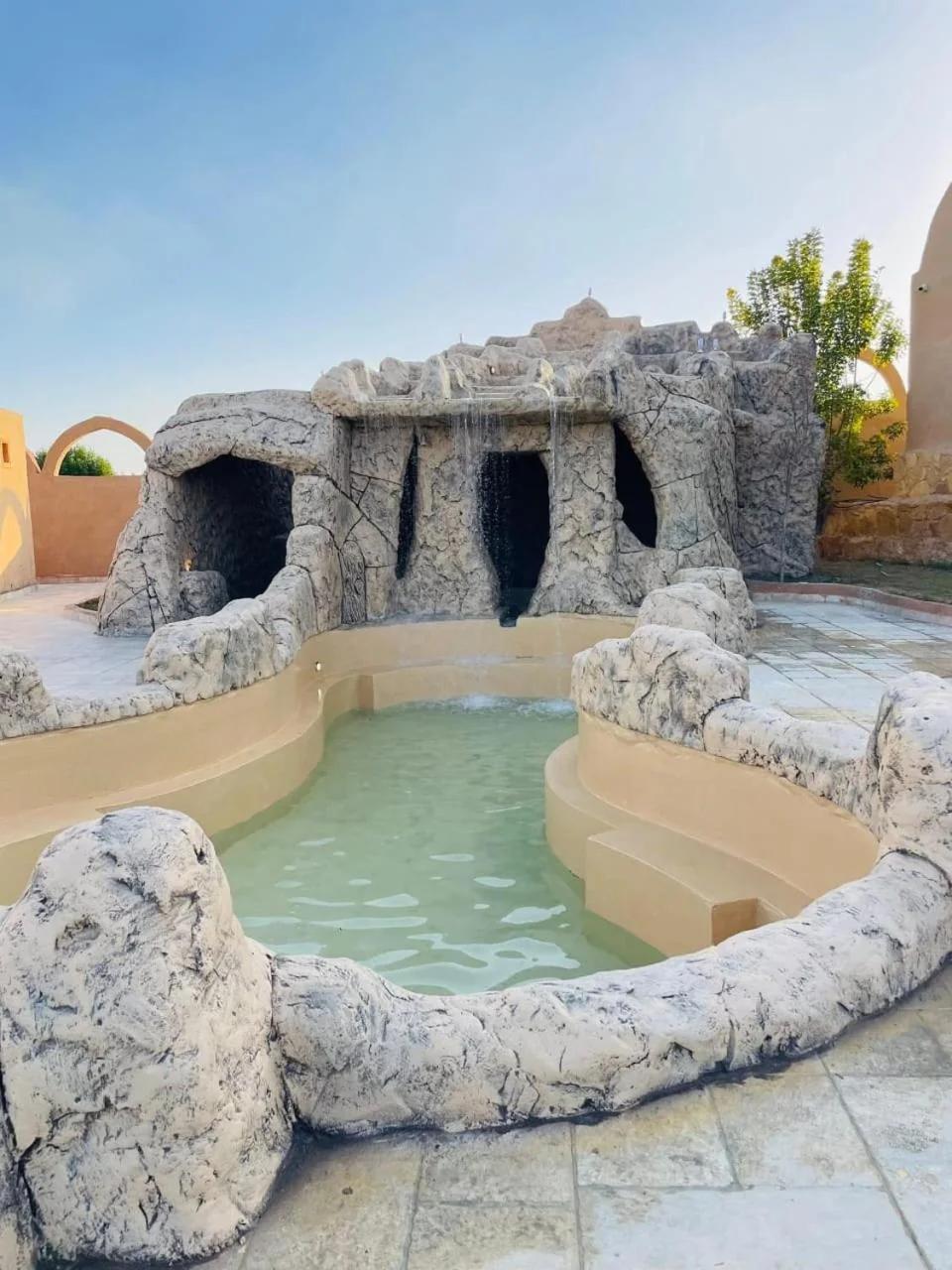 Happy Oasis Hotel photo
