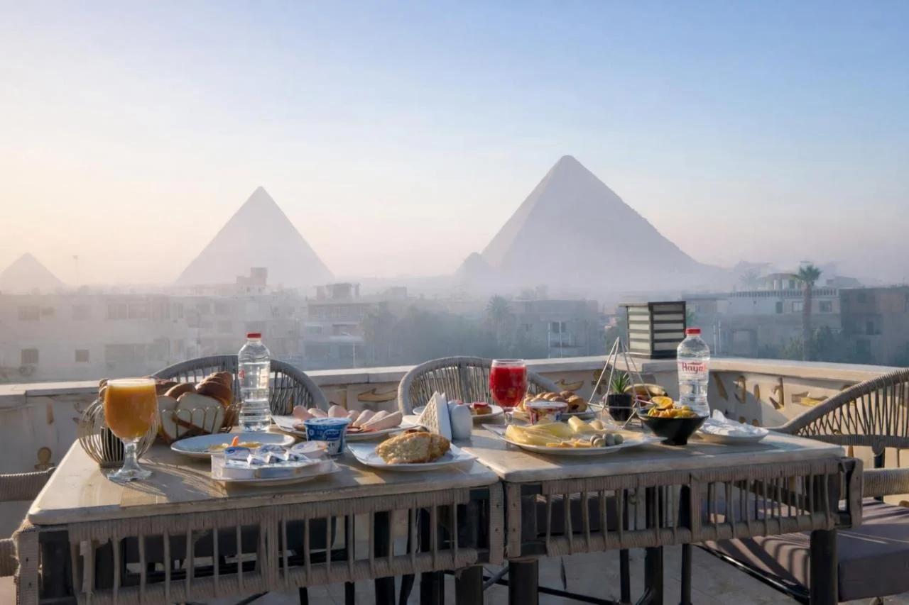 pyramids palace view With Rooftop Access & free airport pickup photo