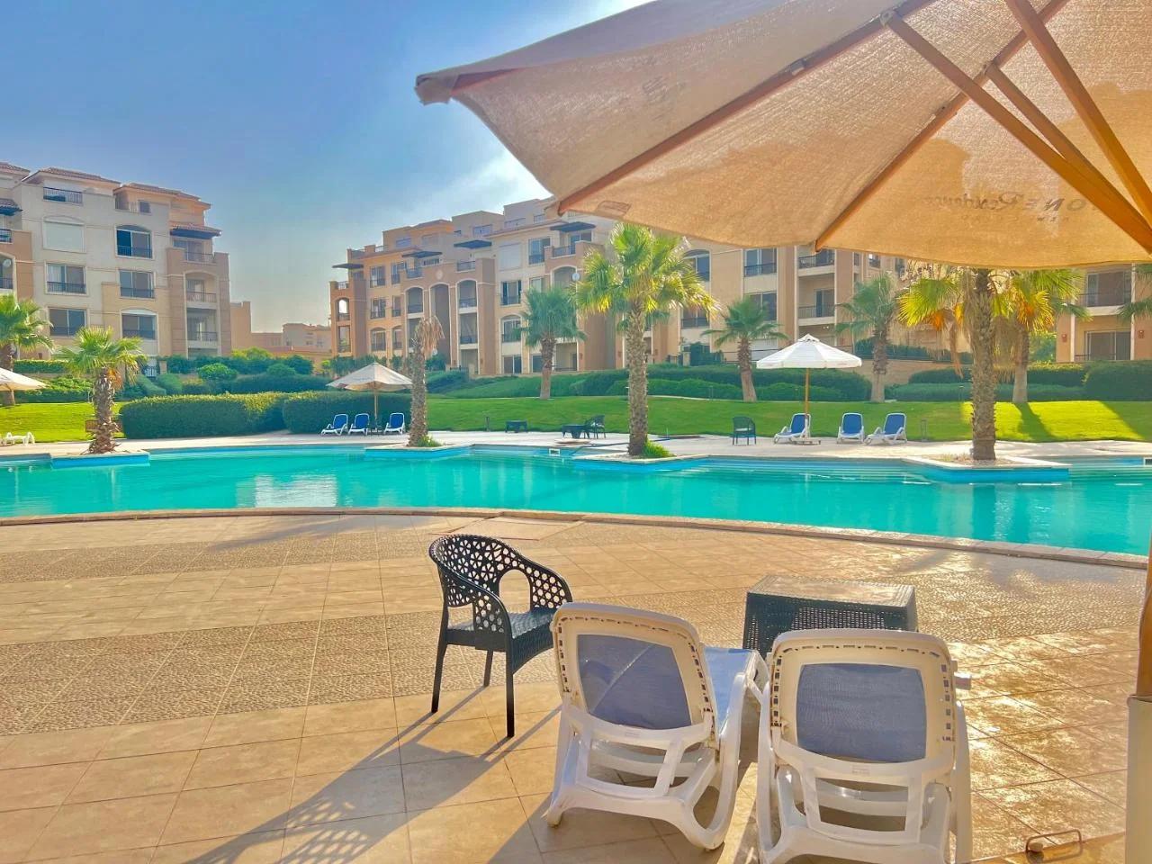 Ultra Luxury 3BR with Pools ,Sports ,Dining in Gated compound, Close to all sites
