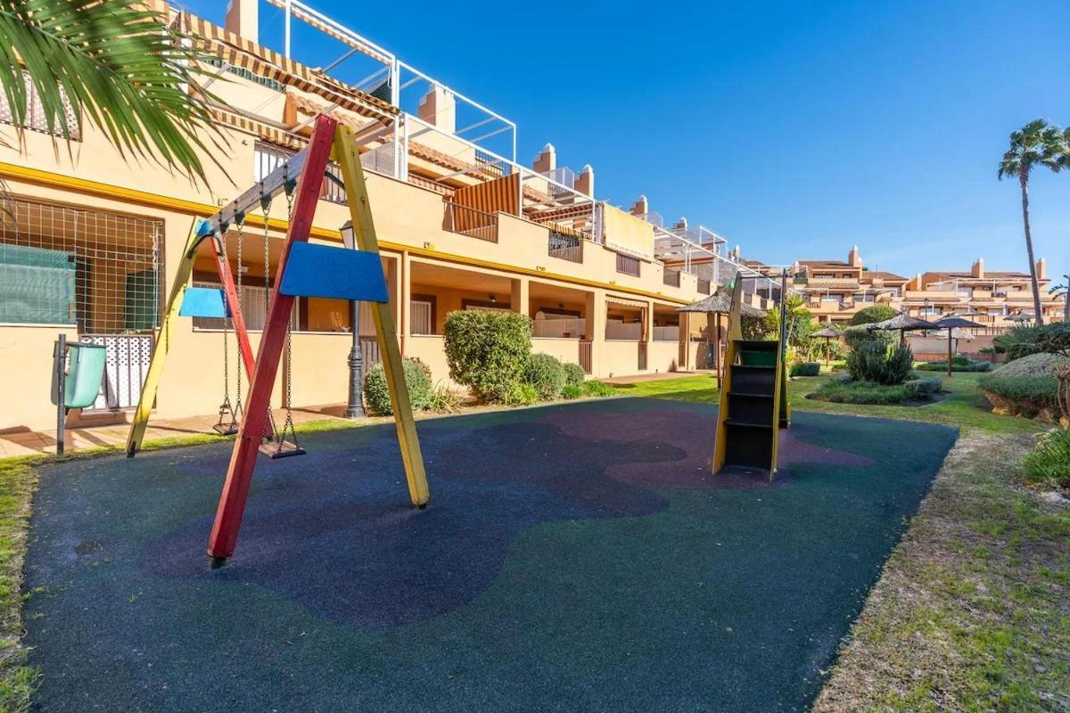 Apartment in Casares Costa, 50 mts from the beach photo
