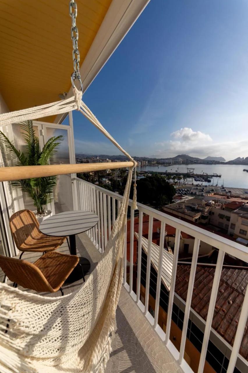Golden View photo
