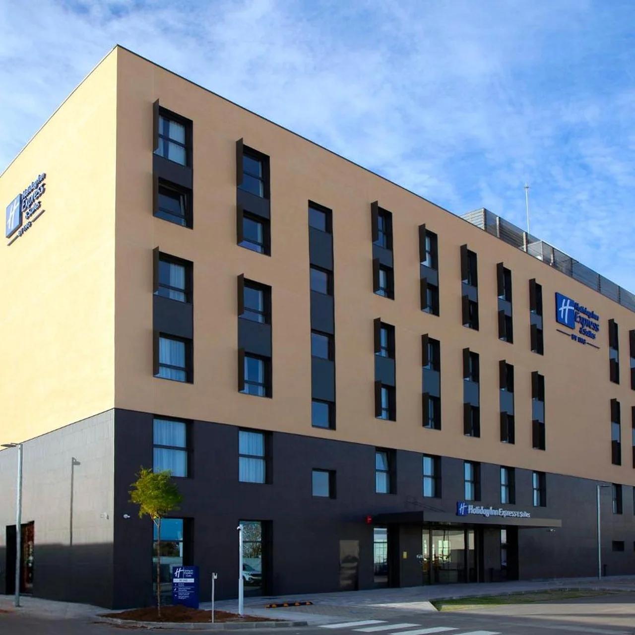 Holiday Inn Express & Suites Barcelona - Sabadell by IHG