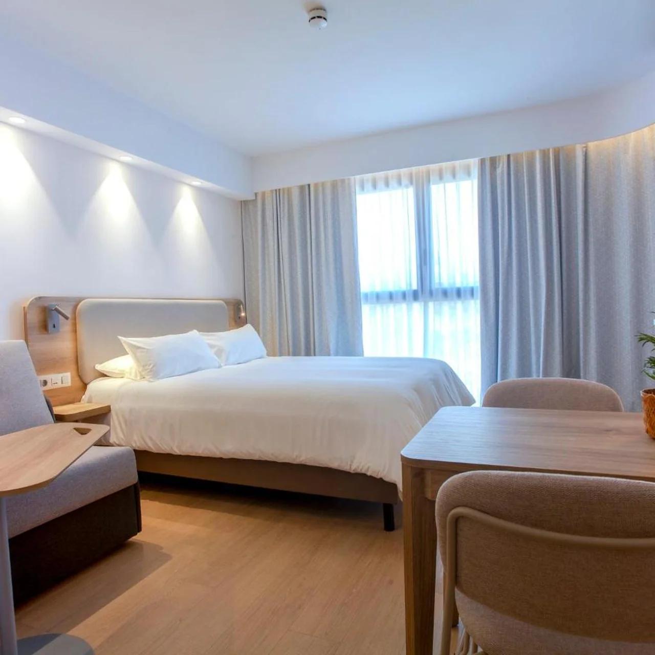 Holiday Inn Express & Suites Barcelona - Sabadell by IHG photo