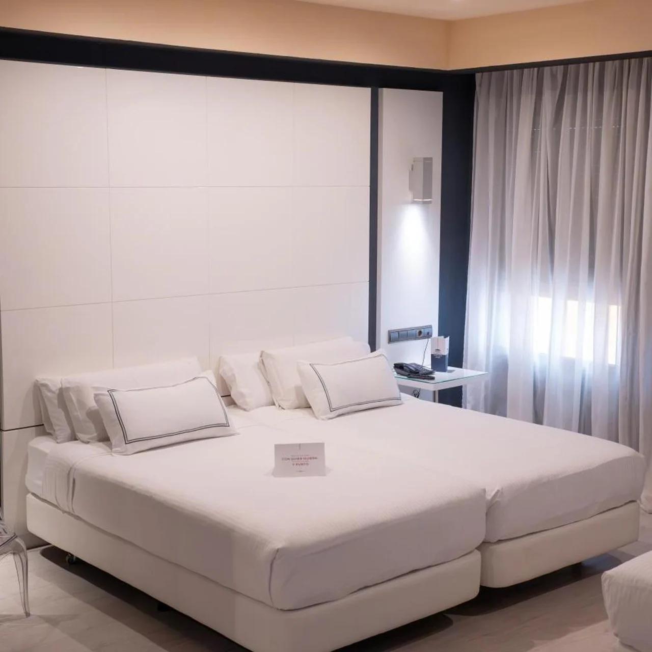 Hotel Málaga Nostrum Airport photo