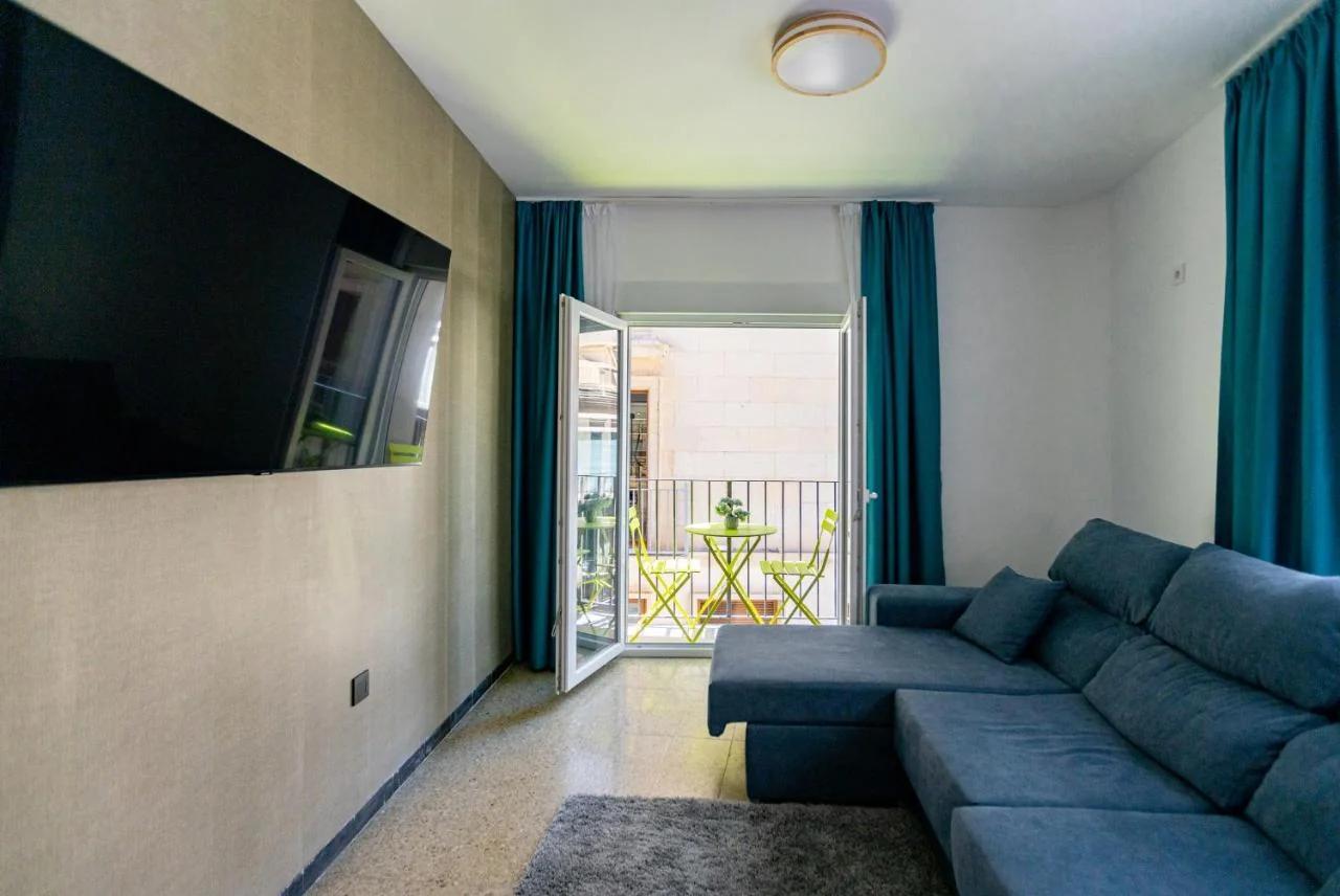 NEW Beach Apartments photo
