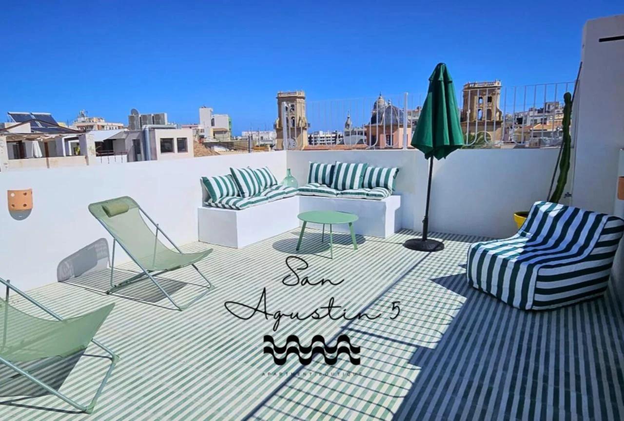 Penthouse with breathtaking views of heart of Alicante photo