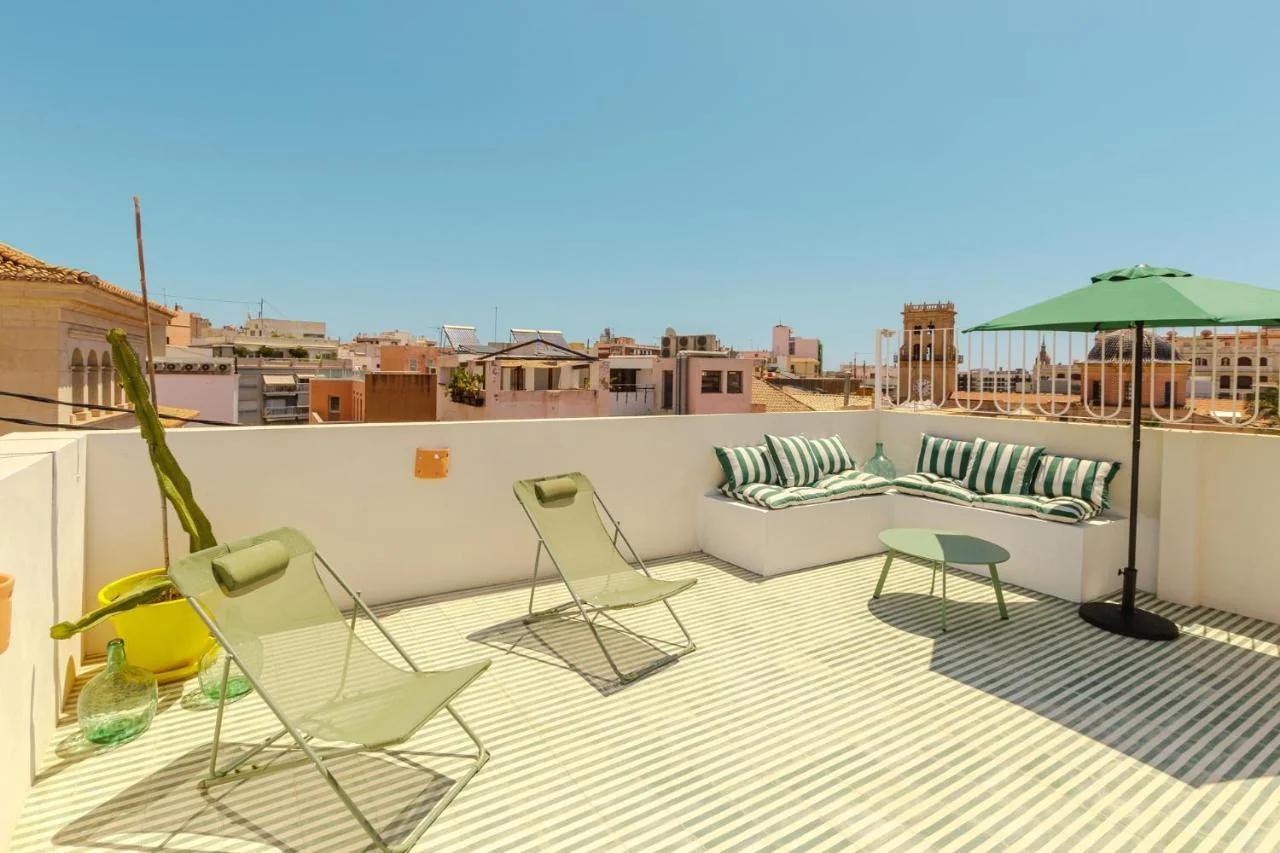 Penthouse with breathtaking views of heart of Alicante photo
