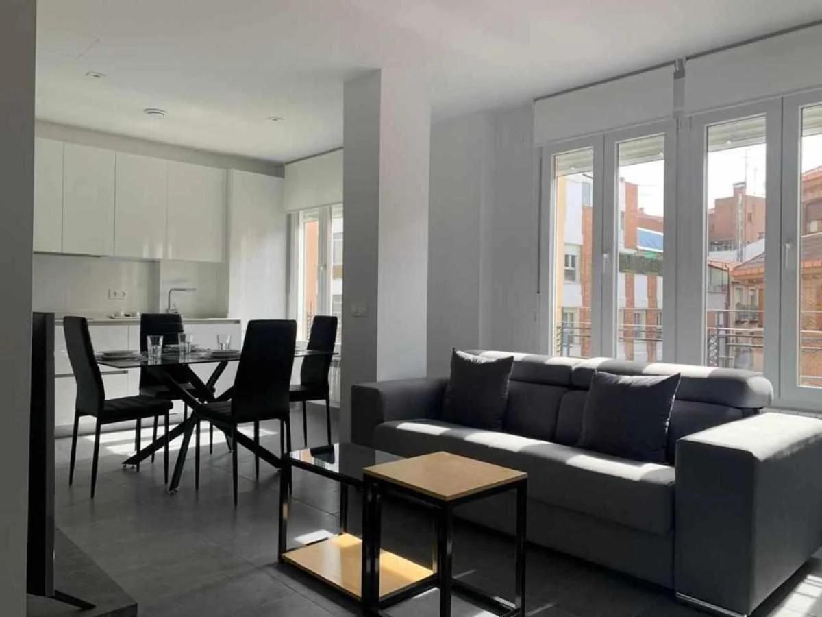 Ramón y Cajal SUITES DE LUXE foto