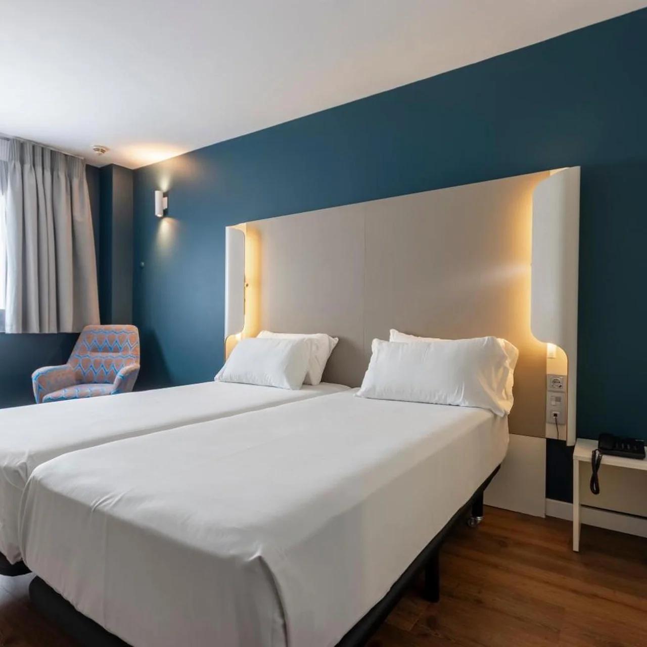 Travelodge Málaga Airport photo