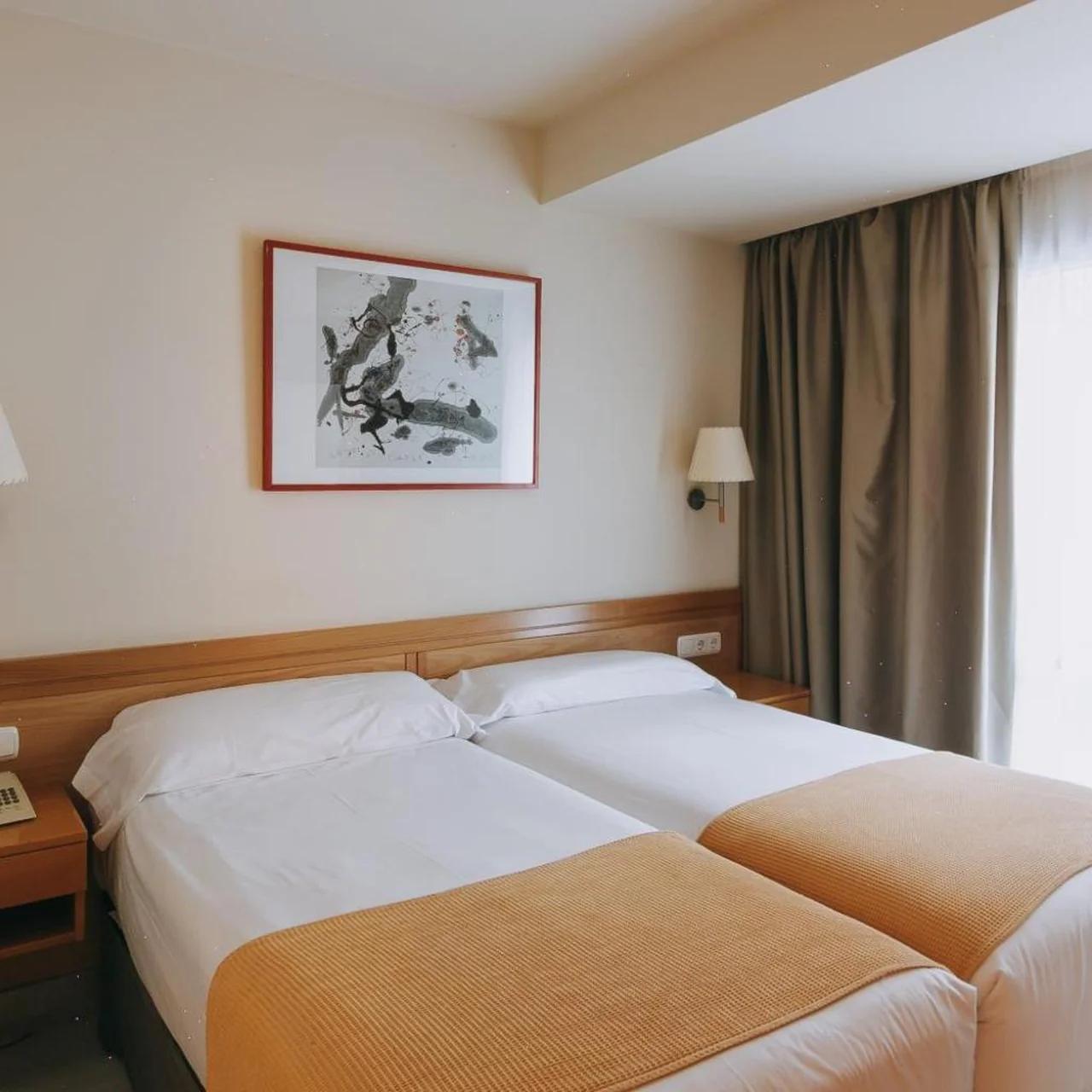 Hotel Zaragoza Plaza photo