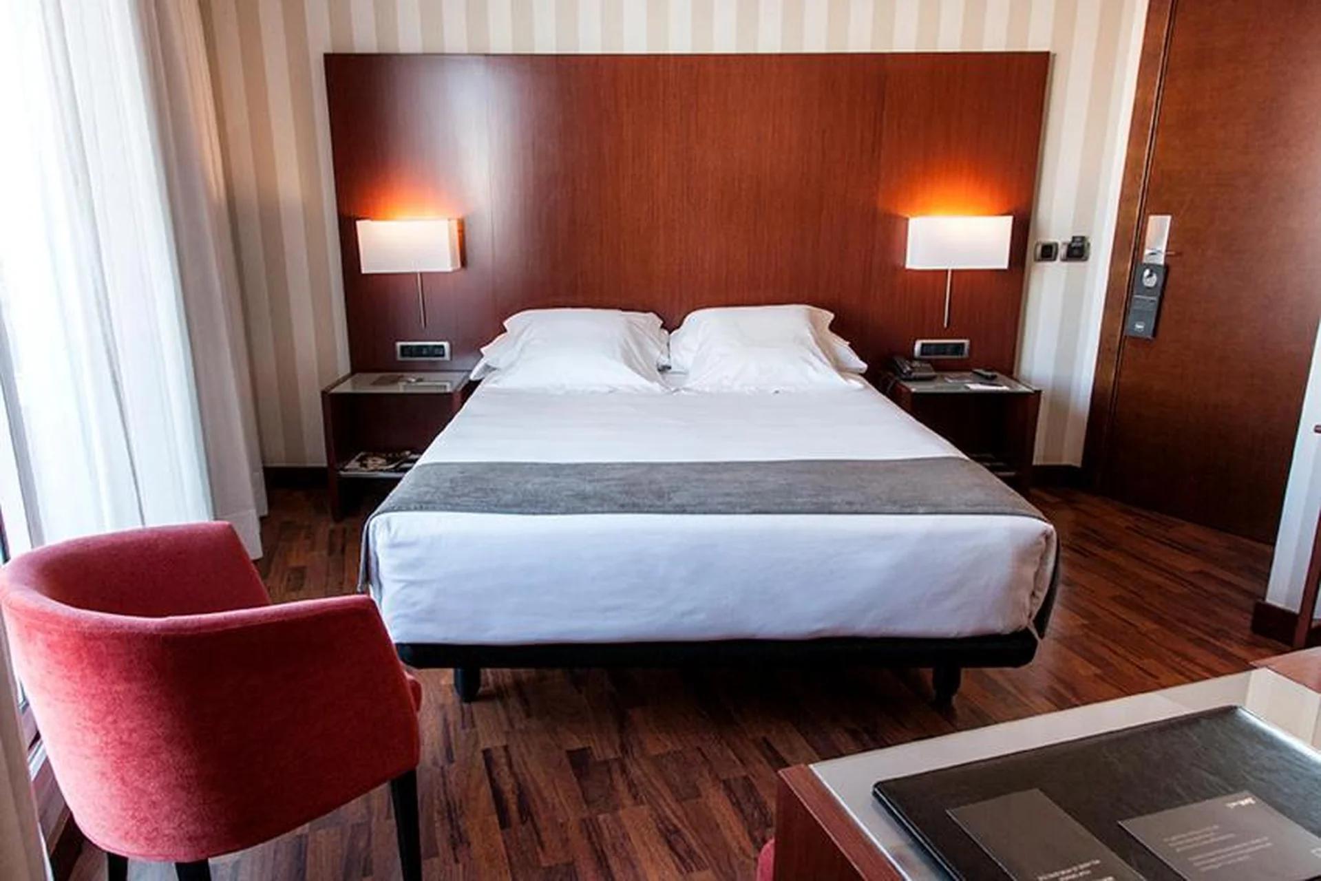 Hotel RH Murcia Centro foto