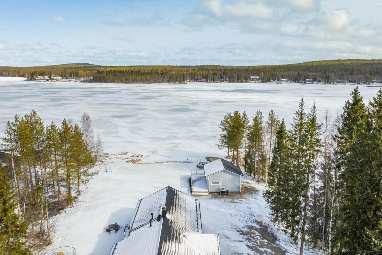 Arctic Snow Lake Lodge photo