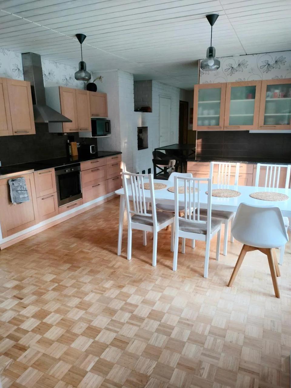 Comfy house with 6 bedrooms (156m2) foto