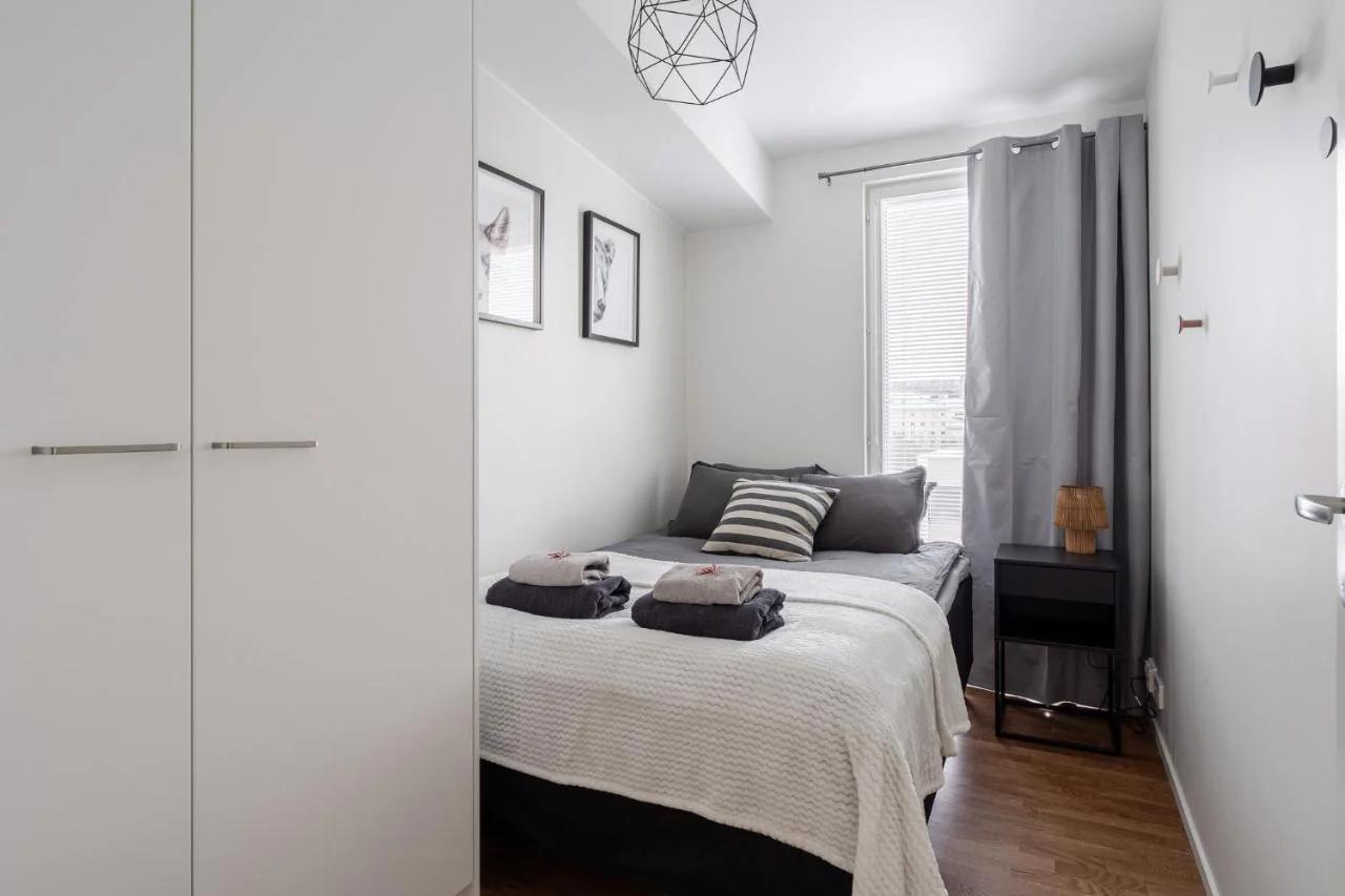 Luxurious 2BR Penthouse with Private Balcony photo